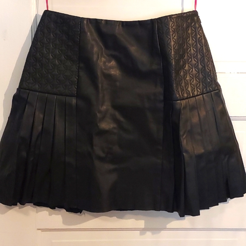 Black Mini